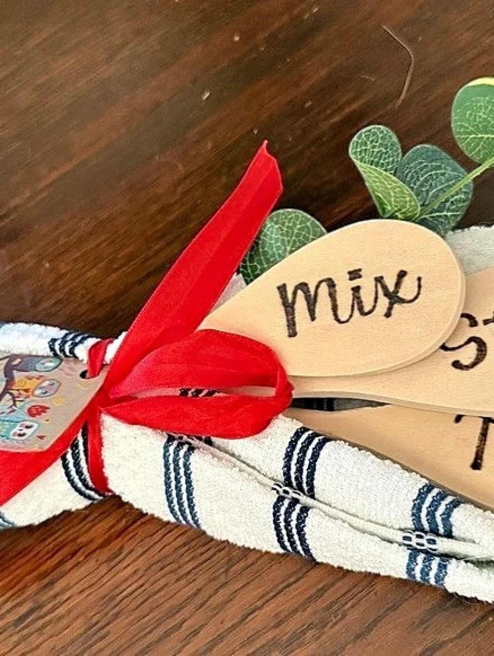 Kitchen Towel Set with Wooden Utensils White & Brown